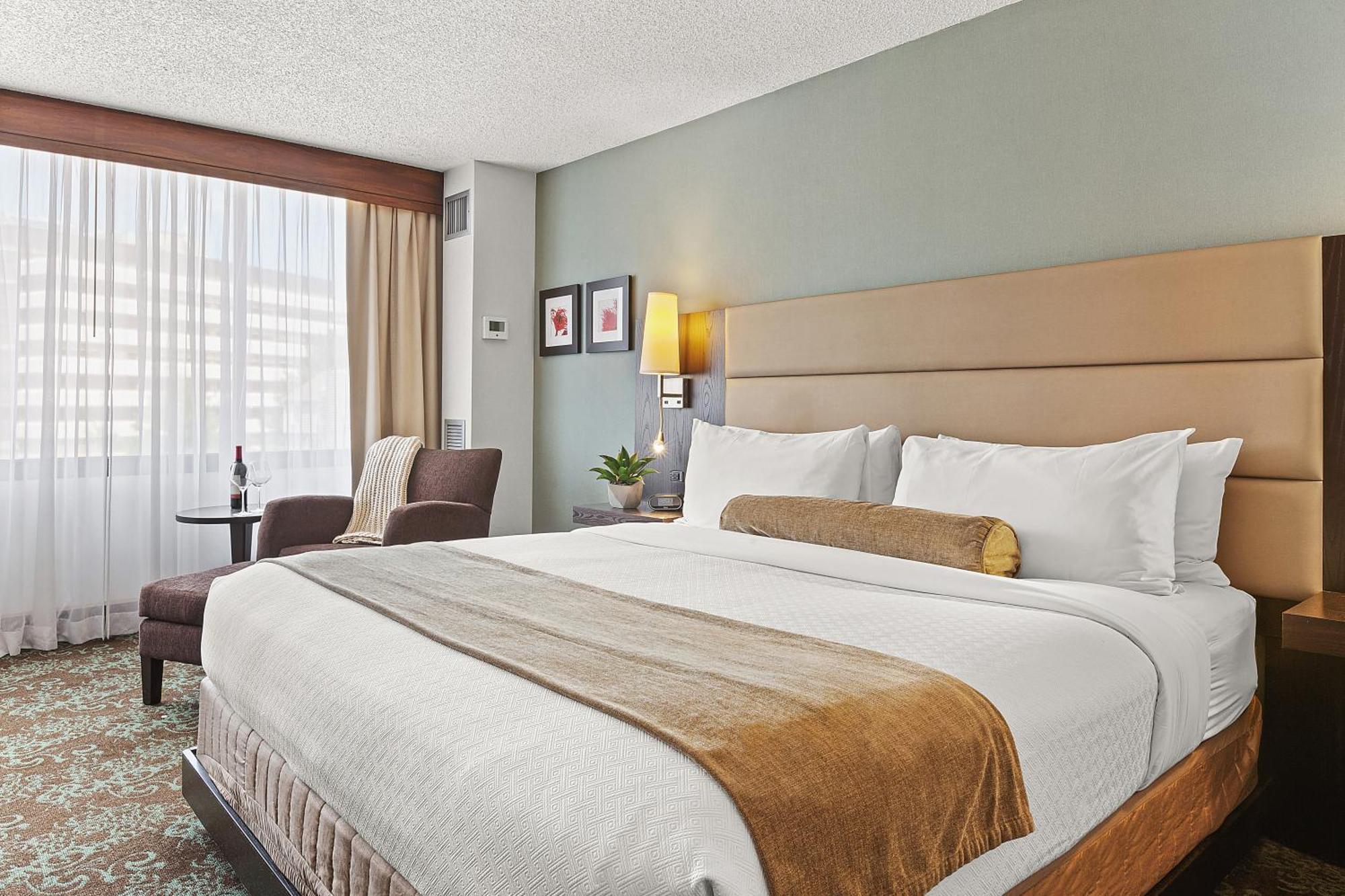 Armon Stamford Hotel & Conference Center Stamford Ct Exterior photo